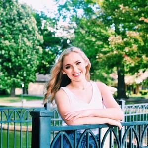 Meet your Posher, Molly